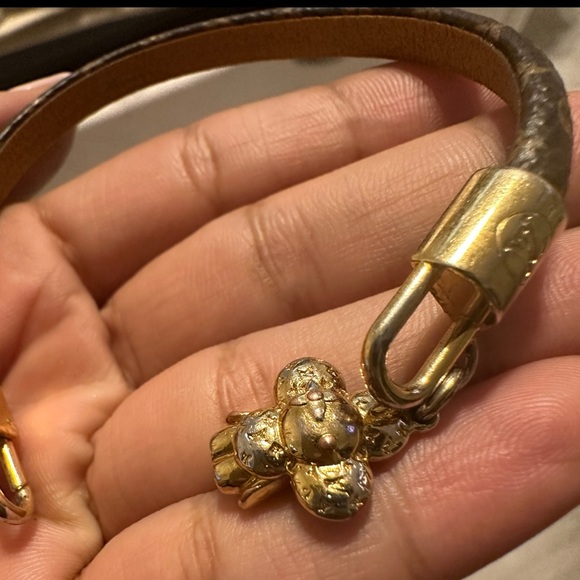 Louis Vuitton vivienne charm bracelet - Picture 2 of 4